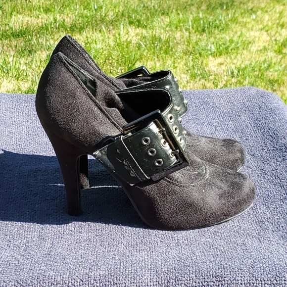 Forever 21 Shoes - Forever black buckle heel booties 8.5 Cynthia-63